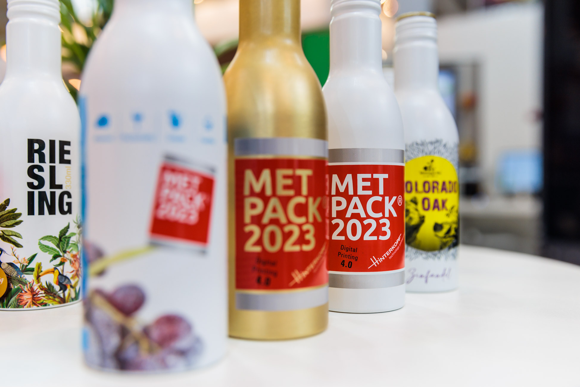 METPACK: 
		Flaschen mit Digitaldruck
	